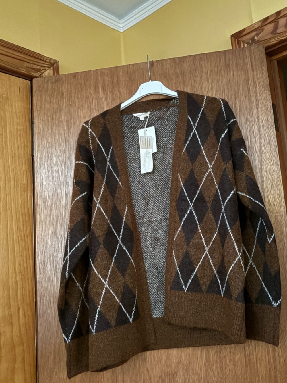 Women’s Brown Argyle Open Cardigan Sweater